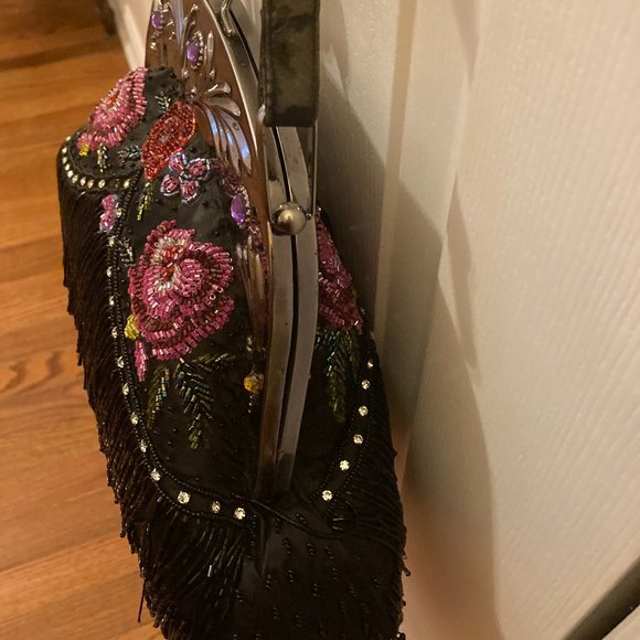 Vintage Beaded Pocketbook - Black 13.5" wide x 10" long and 3" depth at bottom. - Picture 4 of 7